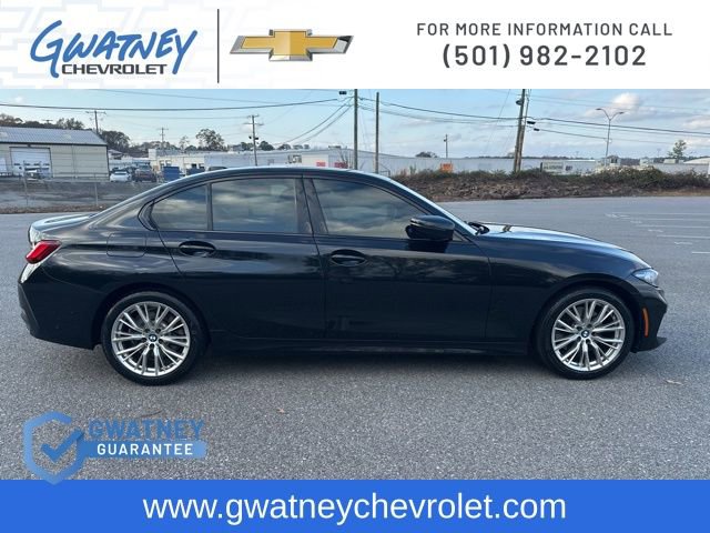 Used 2023 BMW 330i Sedan image 4