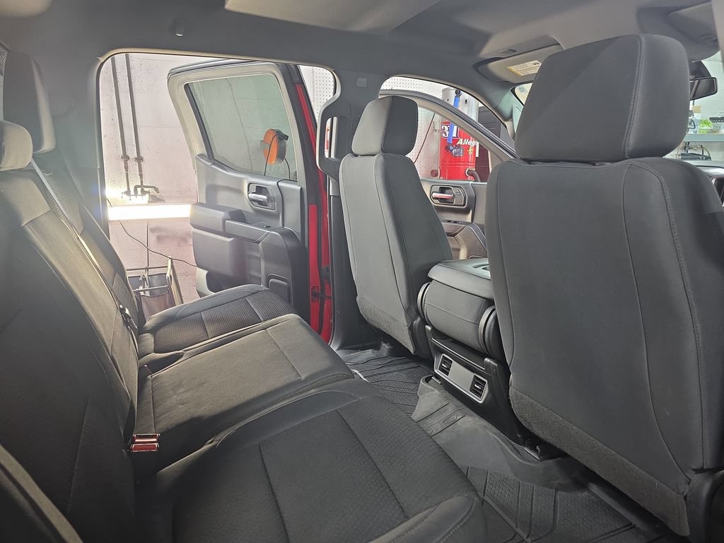 Used 2019 Chevrolet Silverado 1500 Custom w/ Custom Value Package AWD/4WD image 11