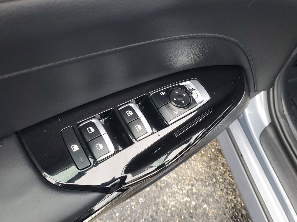 Used 2023 Kia K5 EX FWD image 9