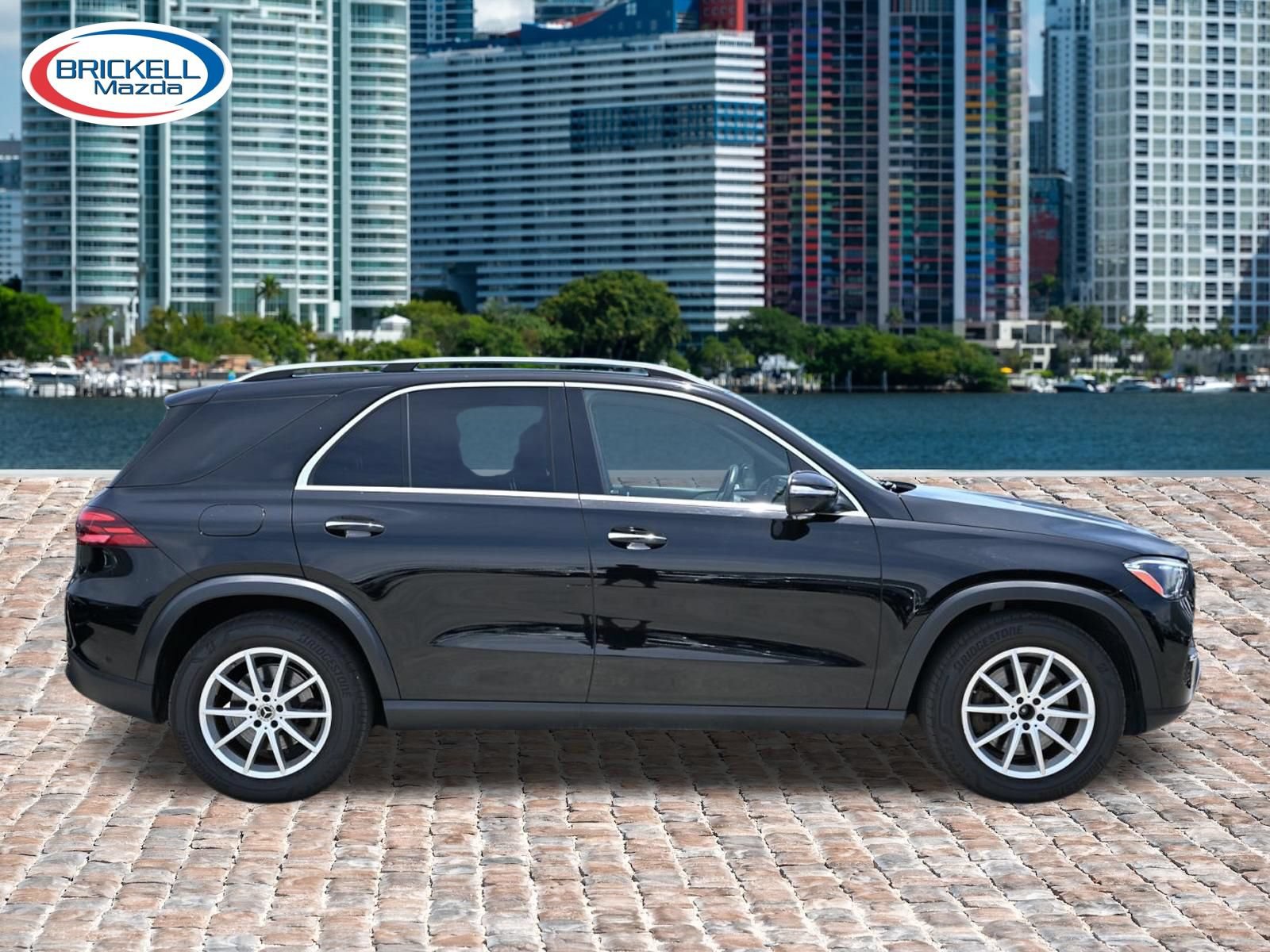 Used 2024 Mercedes-Benz GLE 450e 4MATIC image 4