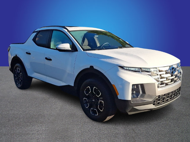 Used 2024 Hyundai Santa Cruz SEL w/ Activity Package FWD image 3