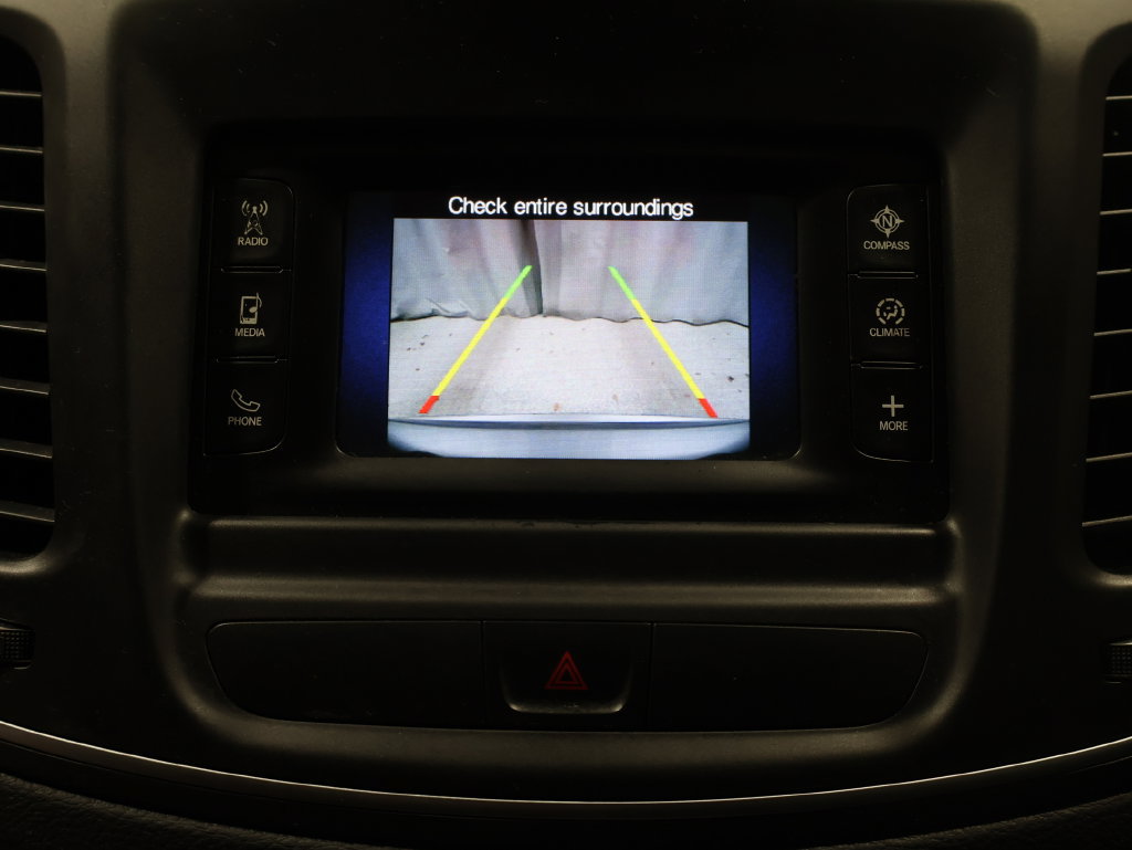 Used 2015 Chrysler 200 Limited w/ Convenience Group FWD image 27