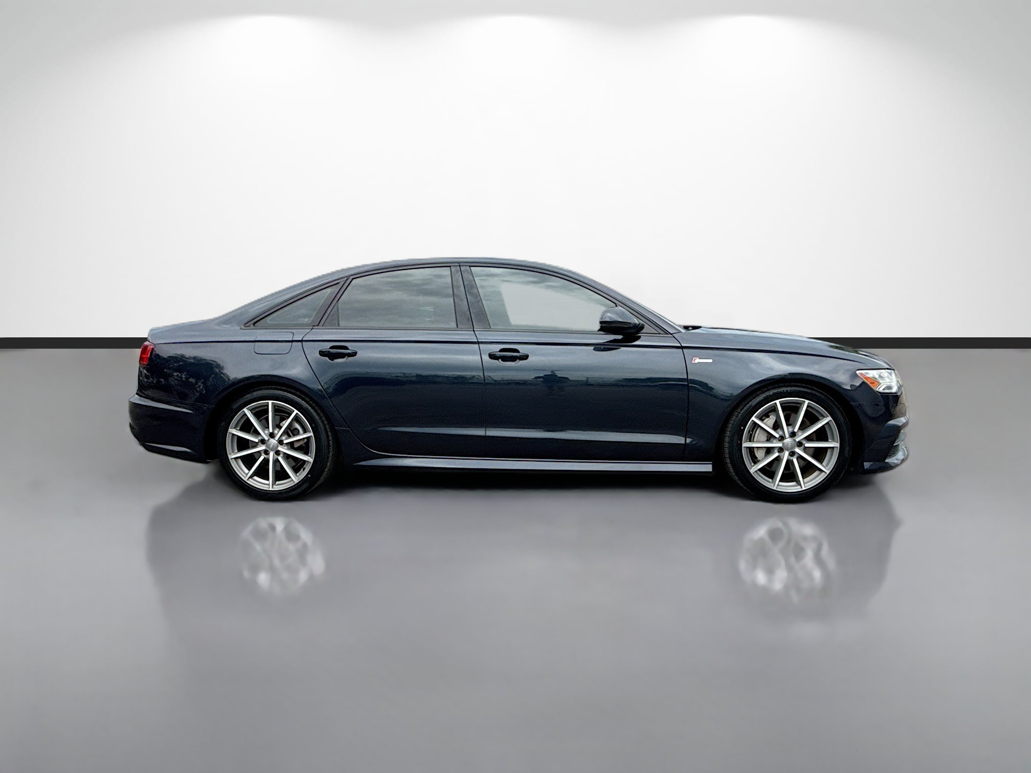 Used 2018 Audi A6 3.0T Premium Plus AWD/4WD image 2