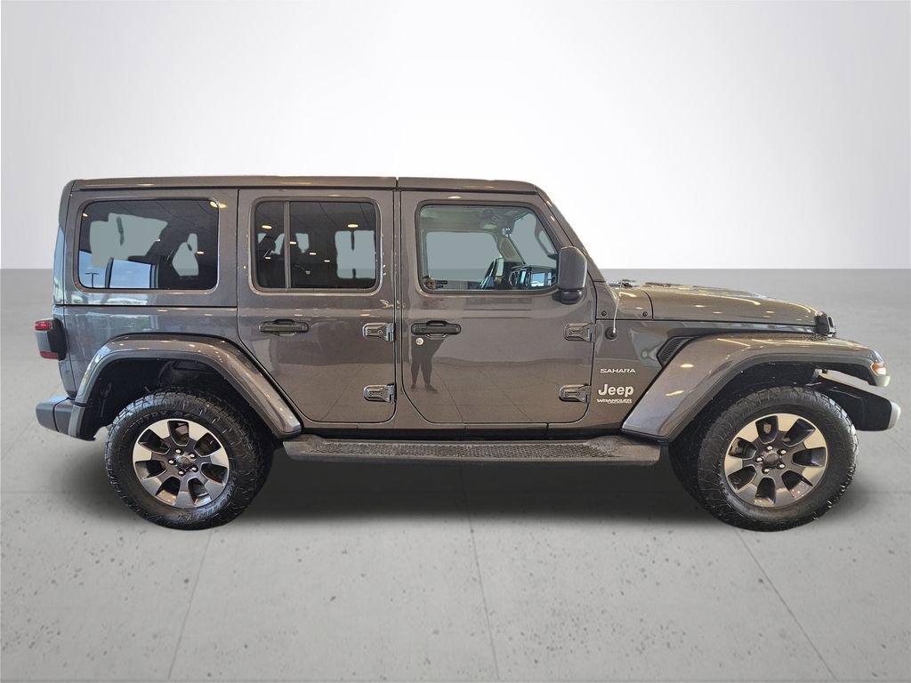 Used 2018 Jeep Wrangler Unlimited Sahara image 5