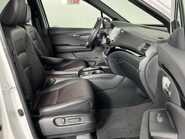Used 2023 Honda Ridgeline Black Edition image 31