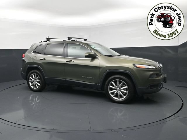 Used 2018 Jeep Cherokee Limited AWD/4WD image 1