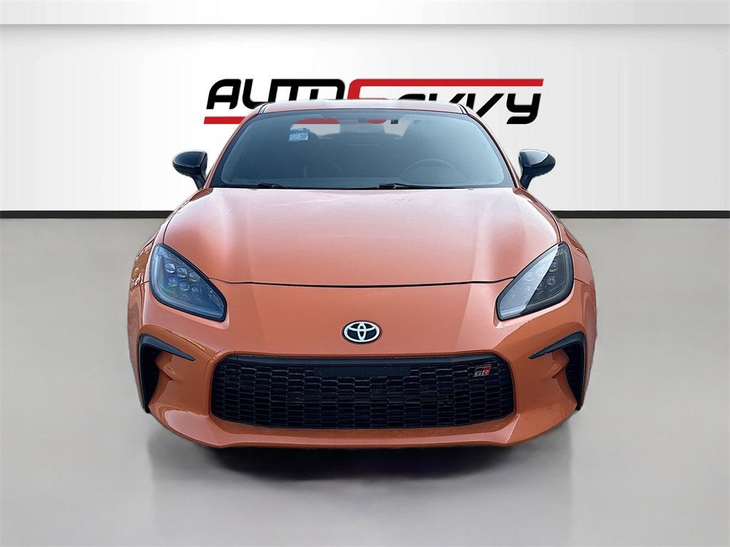 Used 2023 Toyota GR86 10th Anniversary SE image 2