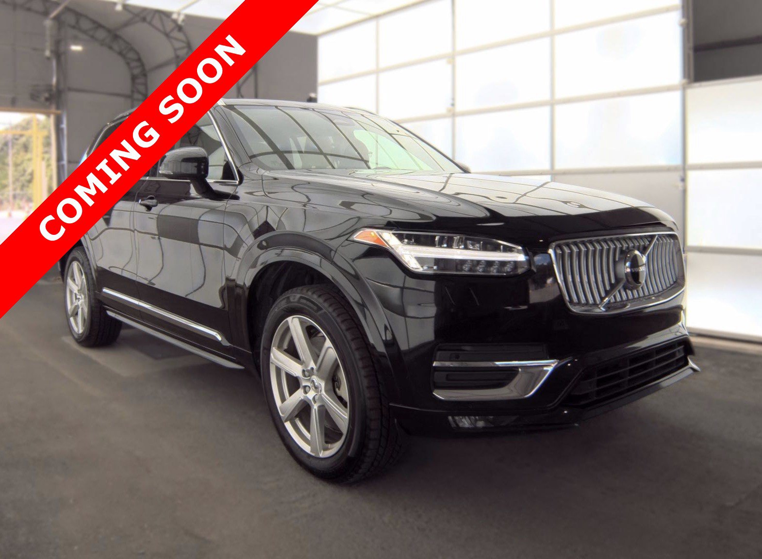 Used 2024 Volvo XC90 B5 Core AWD/4WD image 3