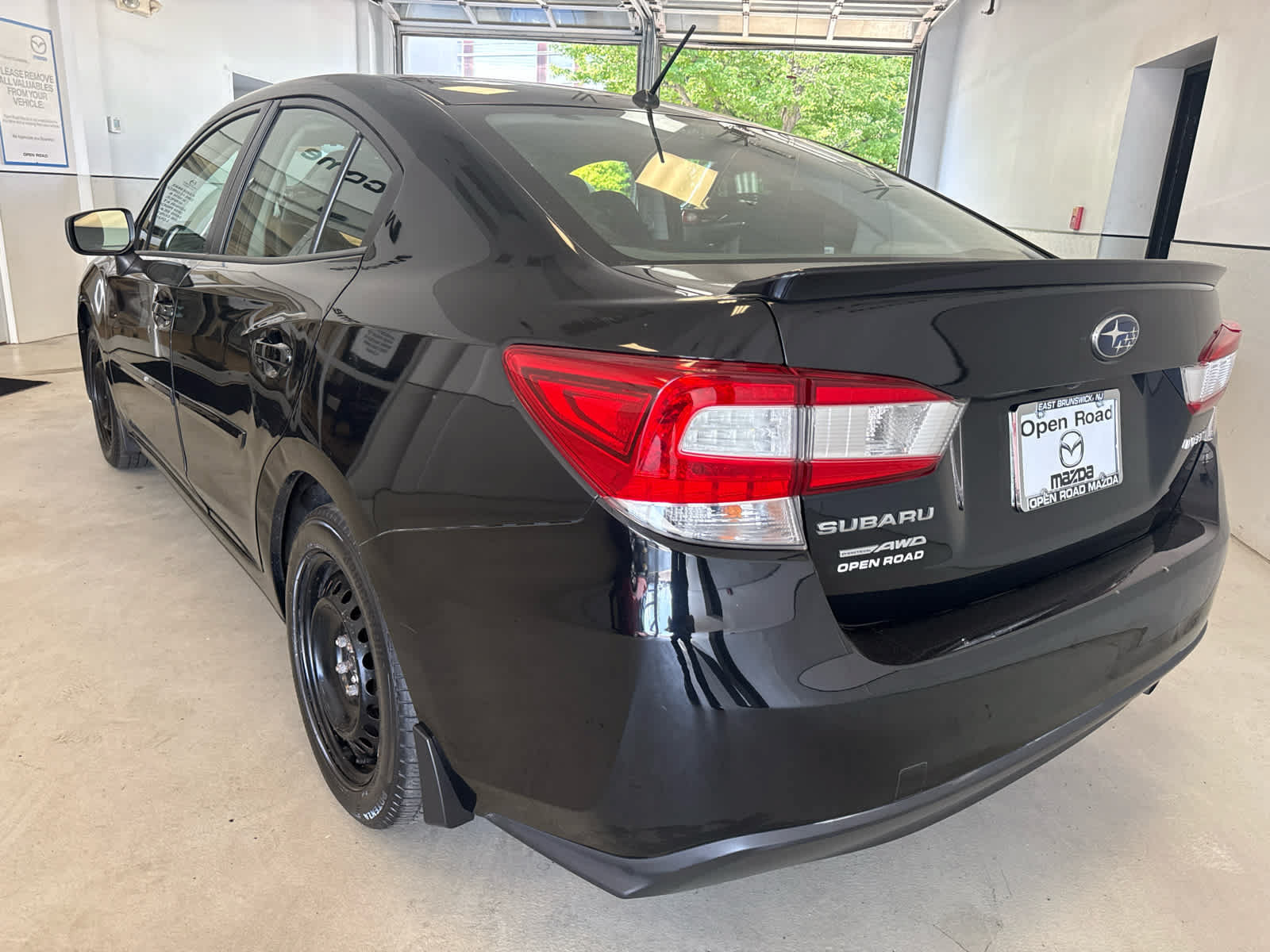 Used 2018 Subaru Impreza 2.0i AWD/4WD image 5