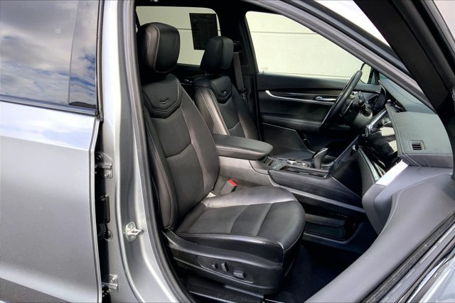Used 2025 Cadillac XT6 Sport AWD/4WD image 6