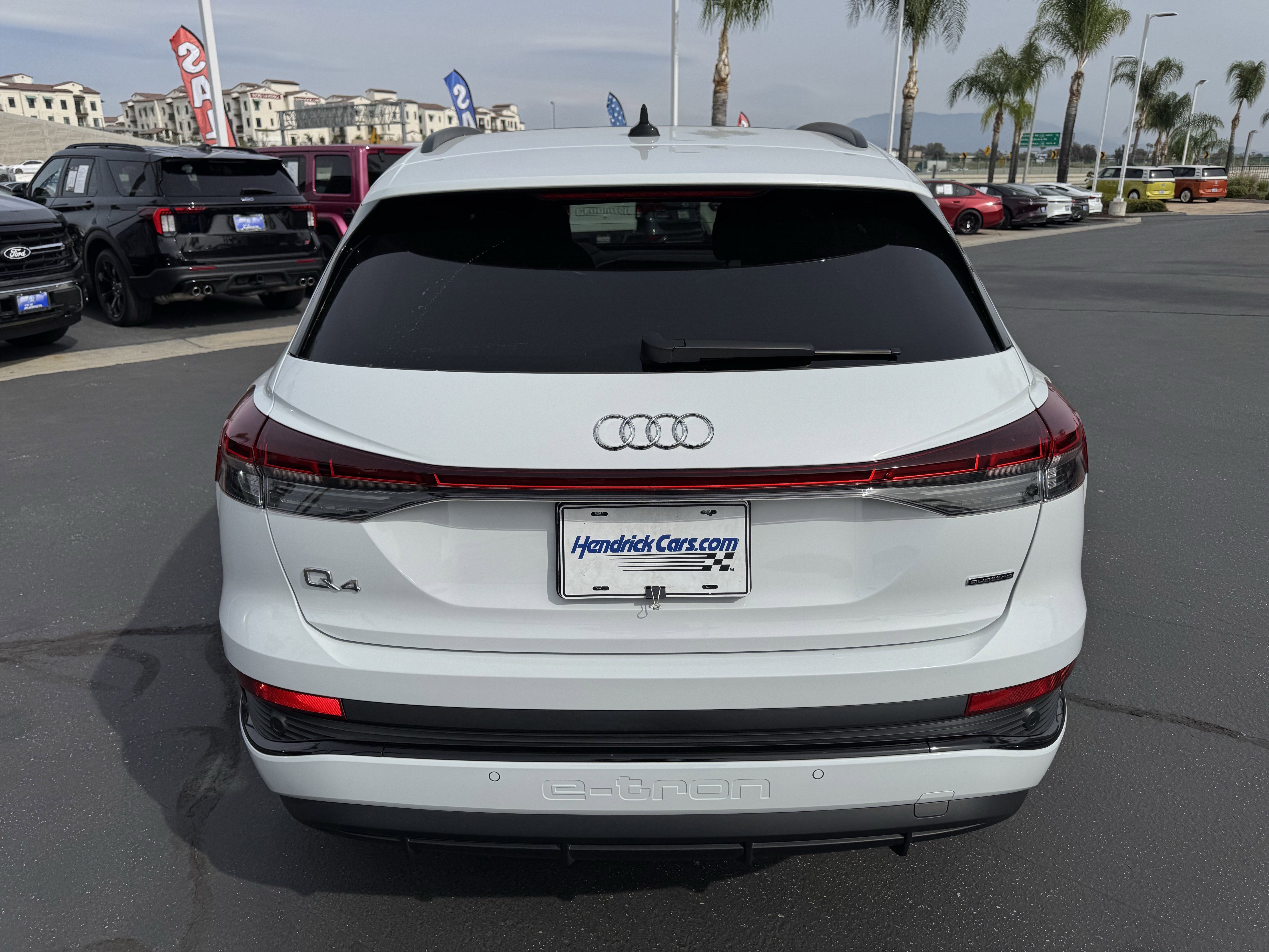 Used 2024 Audi Q4 e-tron Premium w/ Convenience Package AWD/4WD image 9