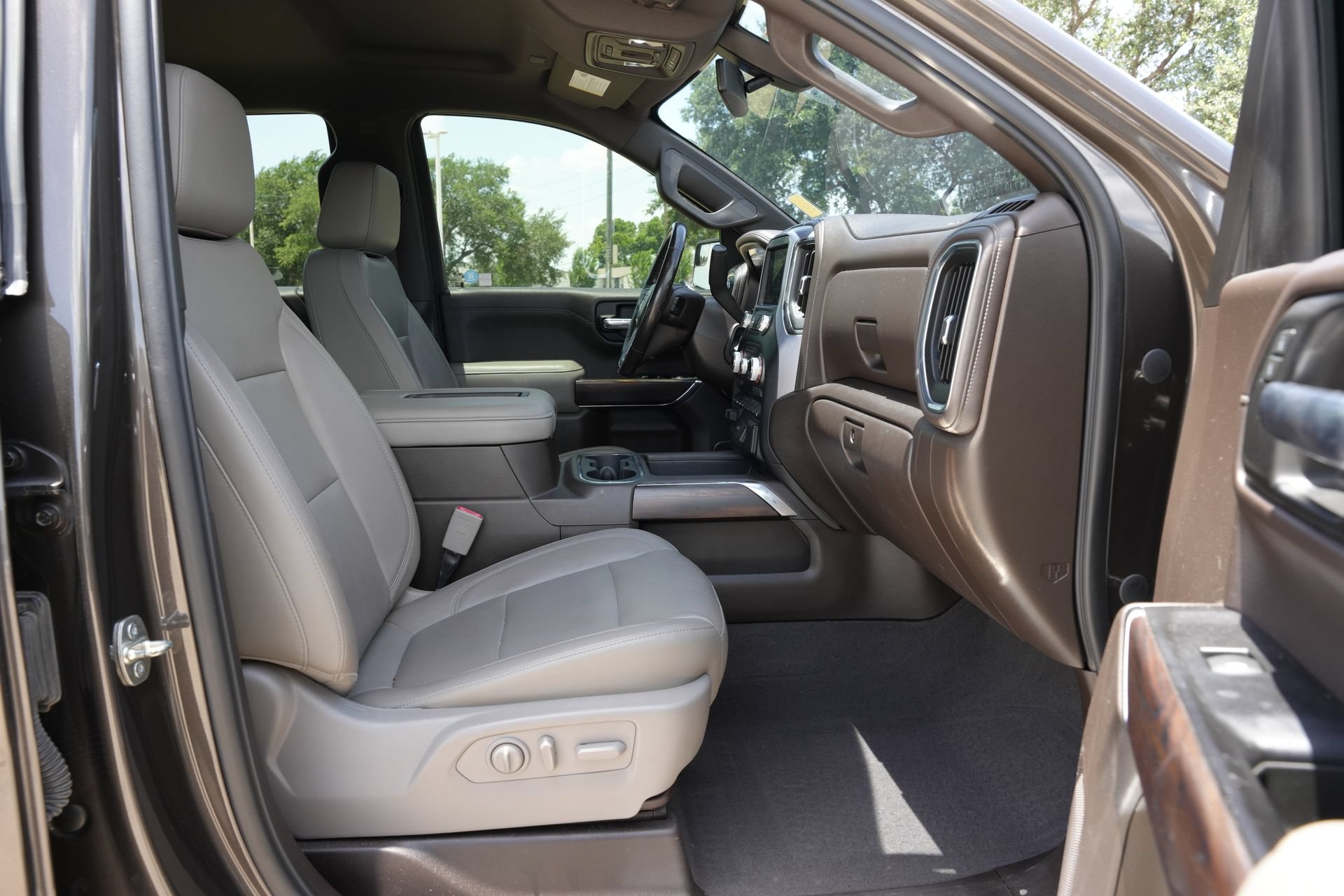 Used 2019 GMC Sierra 1500 SLT RWD image 23