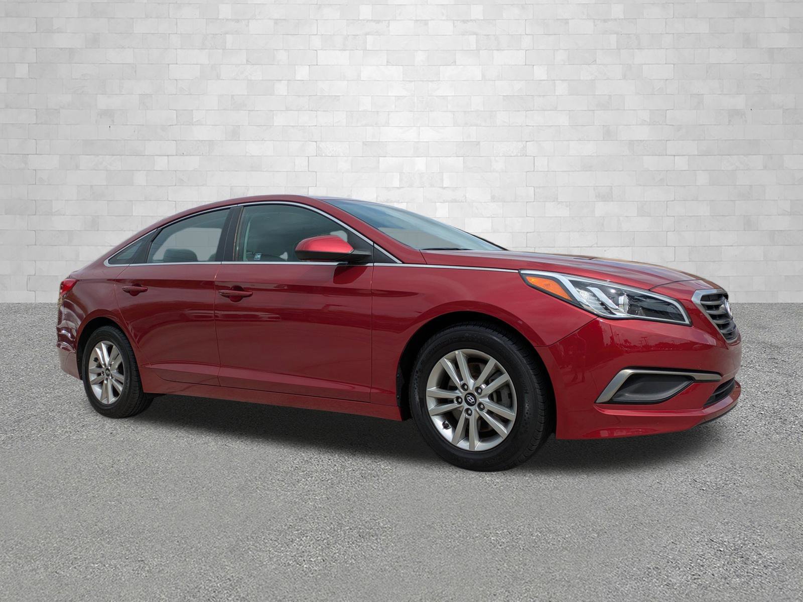 Used 2016 Hyundai Sonata SE w/ Cargo Package