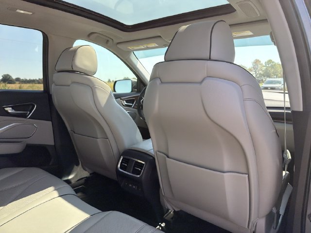 Used 2021 Acura RDX w/ Advance Package FWD image 36