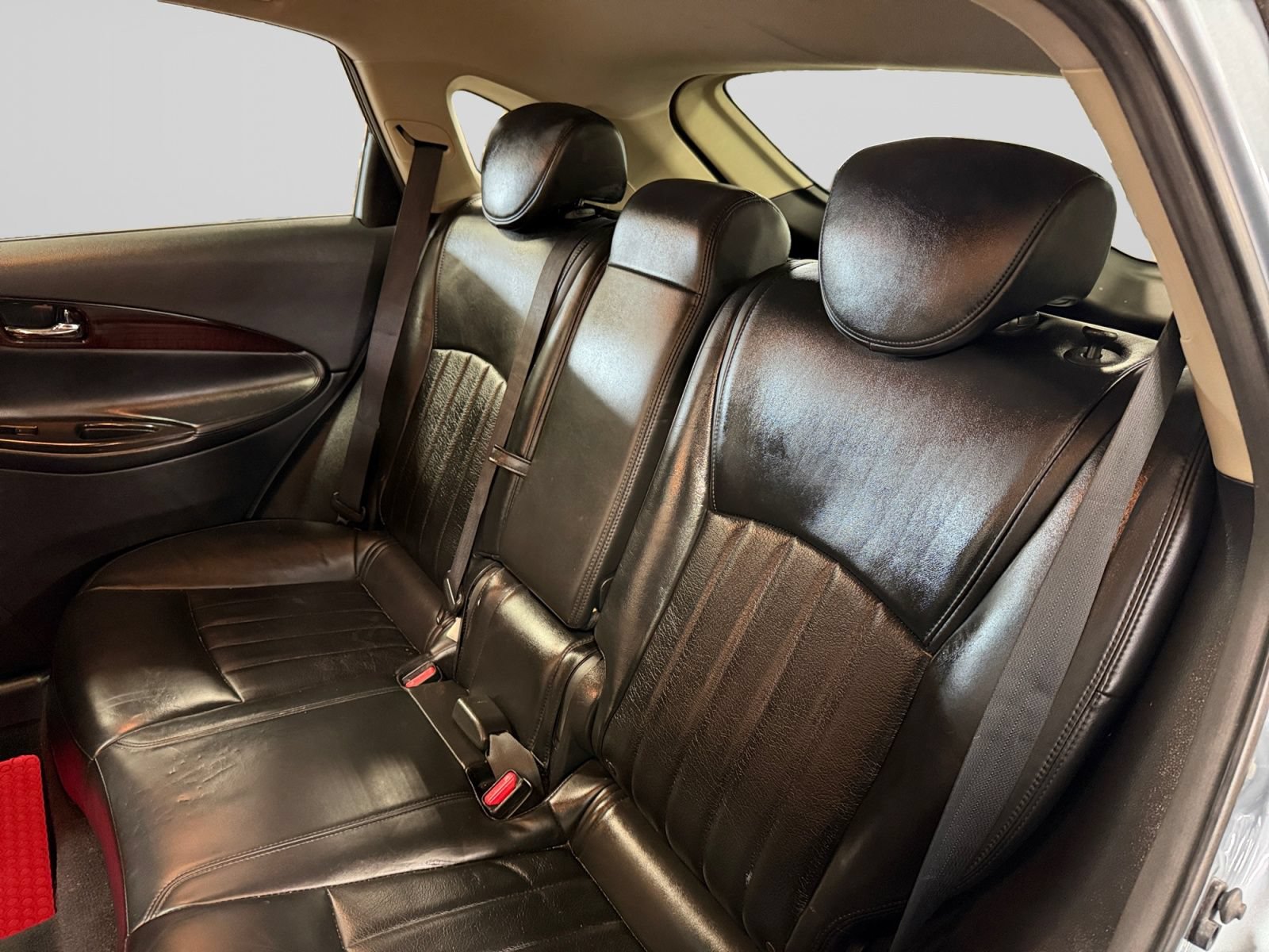 Used 2016 INFINITI QX50 AWD w/ Premium Plus Package image 22