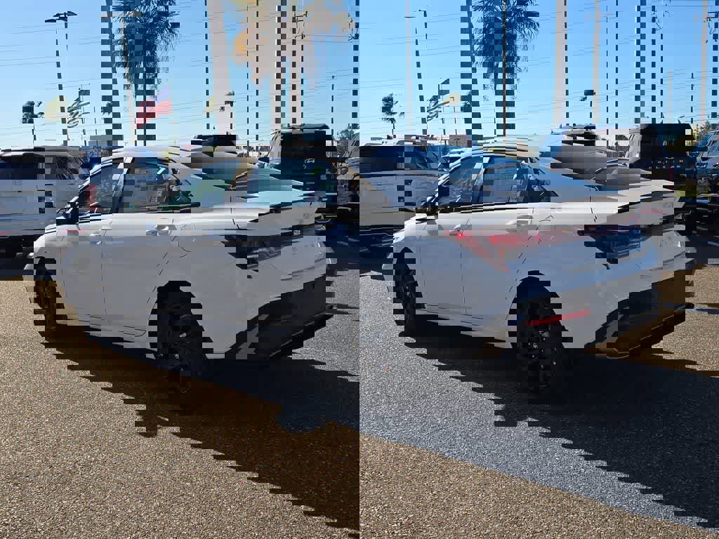 New 2026 Hyundai Elantra Sport image 4