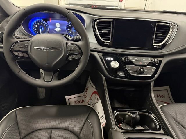 New 2026 Chrysler Pacifica Limited w/ S Appearance Package FWD image 19