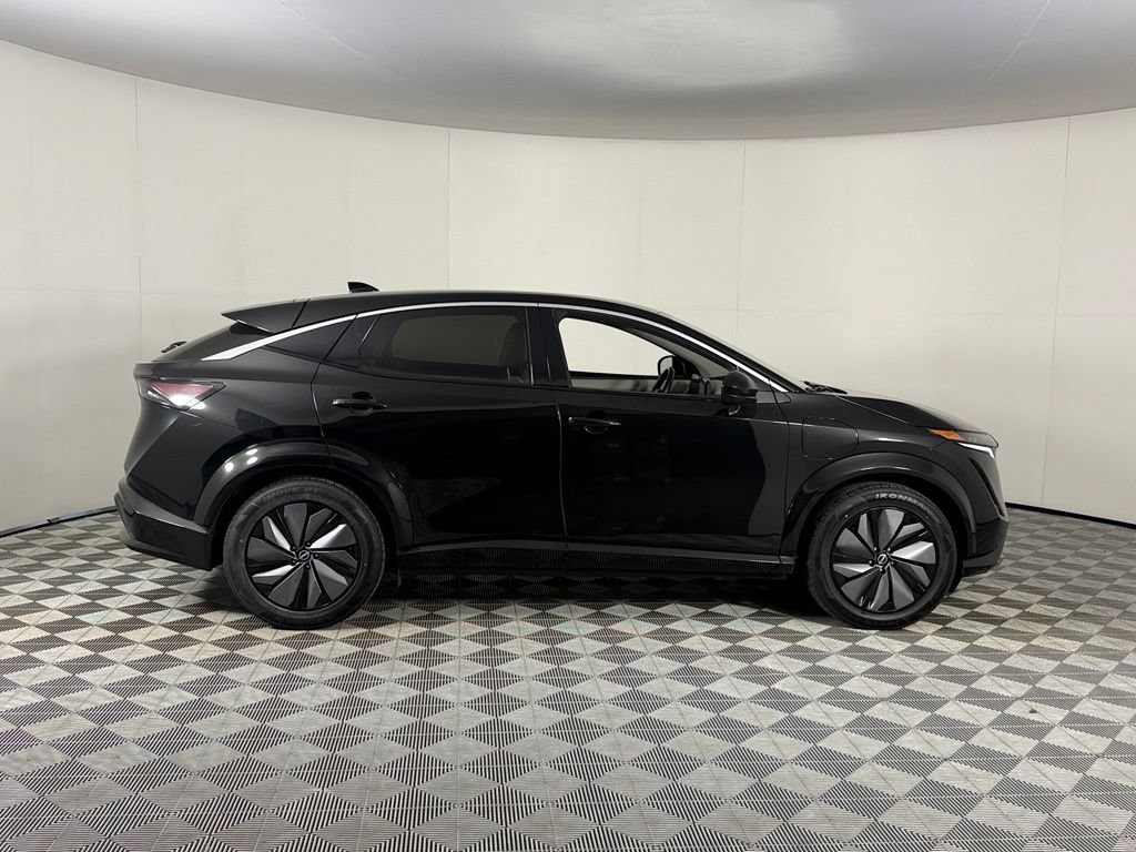 Used 2023 Nissan Ariya FWD image 7