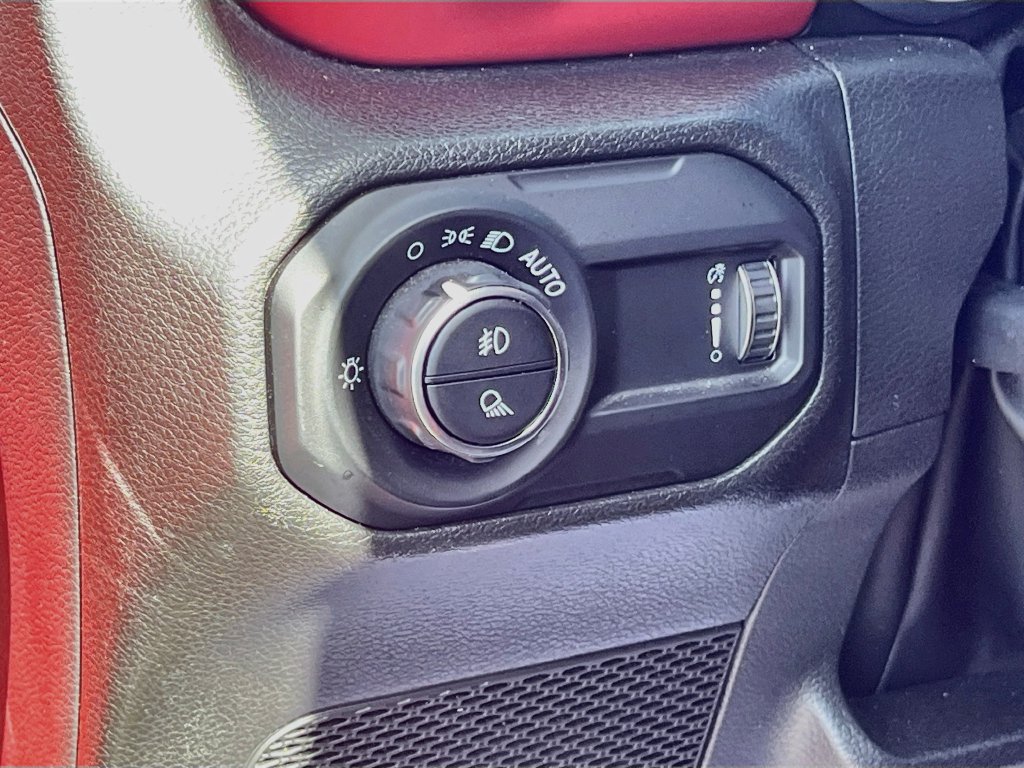 Used 2023 Jeep Gladiator Rubicon w/ LED Lighting Group AWD/4WD image 10