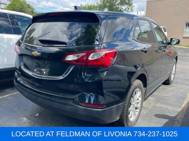 Certified 2020 Chevrolet Equinox LS w/ LS Convenience Package FWD image 3