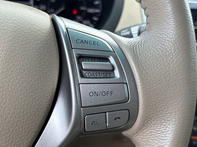 Used 2013 Nissan Altima 2.5 SV image 34