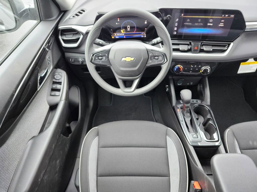 New 2026 Chevrolet TrailBlazer LT w/ Driver Confidence Package FWD image 11