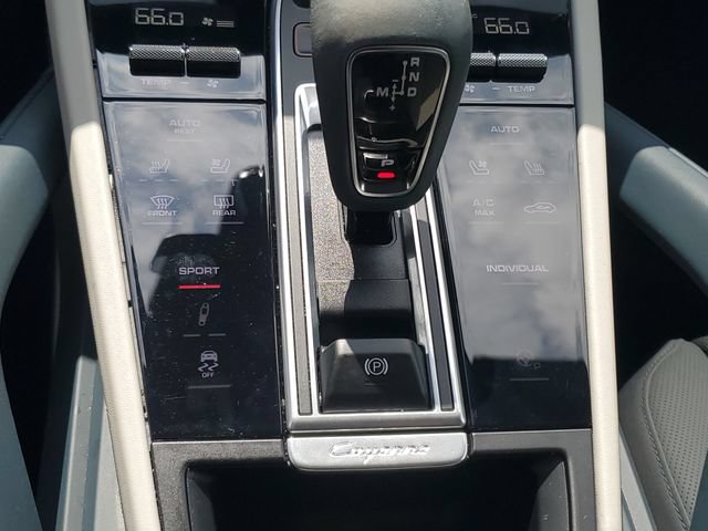 Used 2022 Porsche Cayenne Platinum Edition AWD/4WD image 32