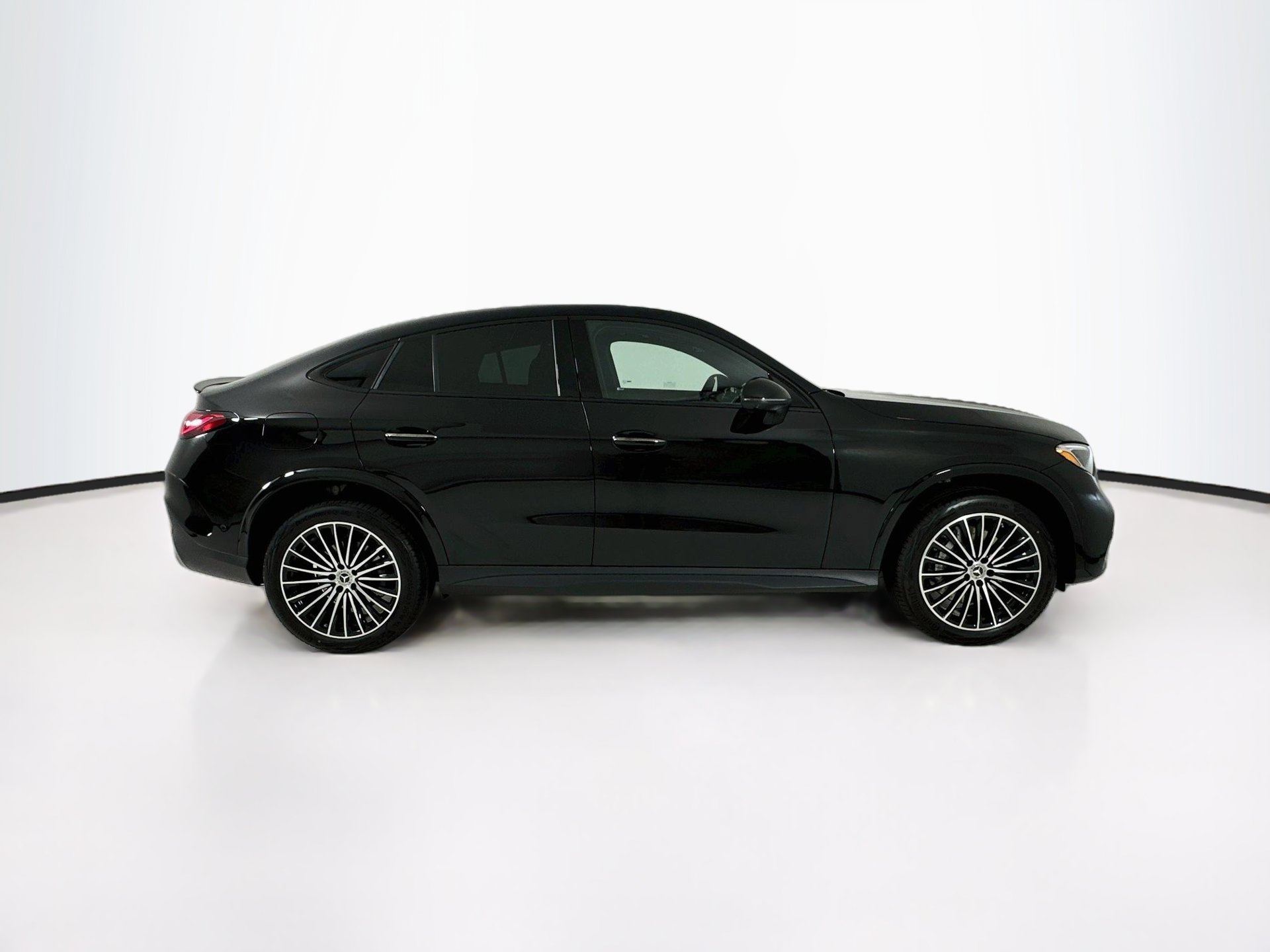 New 2027 Mercedes-Benz GLC 300 4MATIC image 9