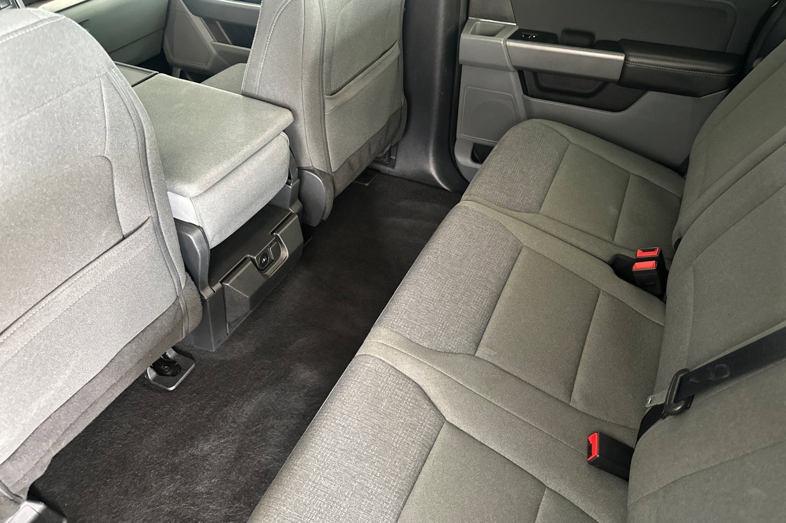 Used 2025 Ford F150 XLT w/ Equipment Group 301A Standard image 11