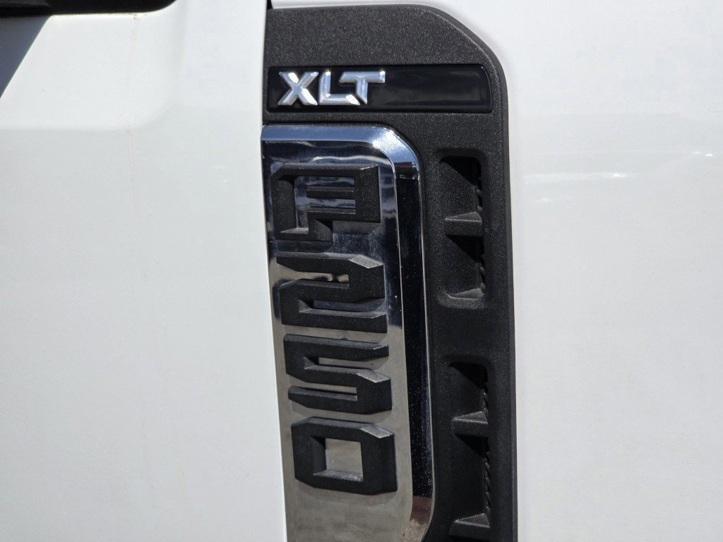 Used 2024 Ford F250 XLT w/ FX4 Off-Road Package image 24