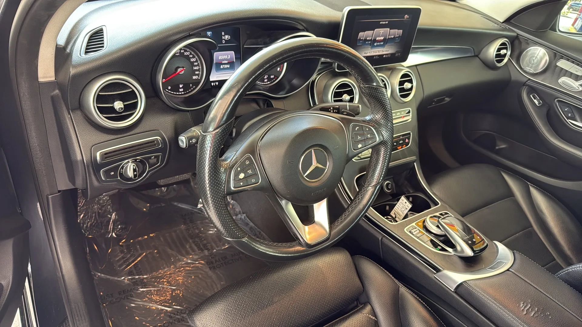 Used 2015 Mercedes-Benz C 300 Sedan image 25