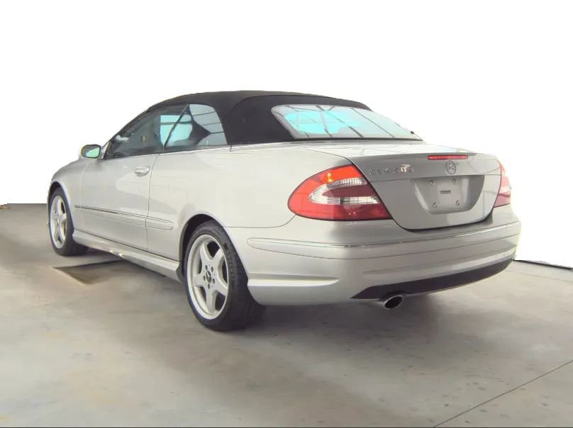 Used 2005 Mercedes-Benz CLK 500 Cabriolet image 3