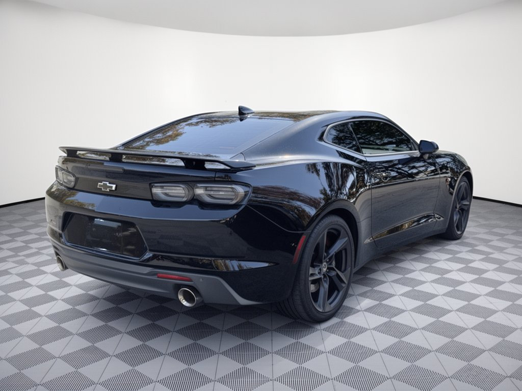 Used 2019 Chevrolet Camaro SS RWD image 9