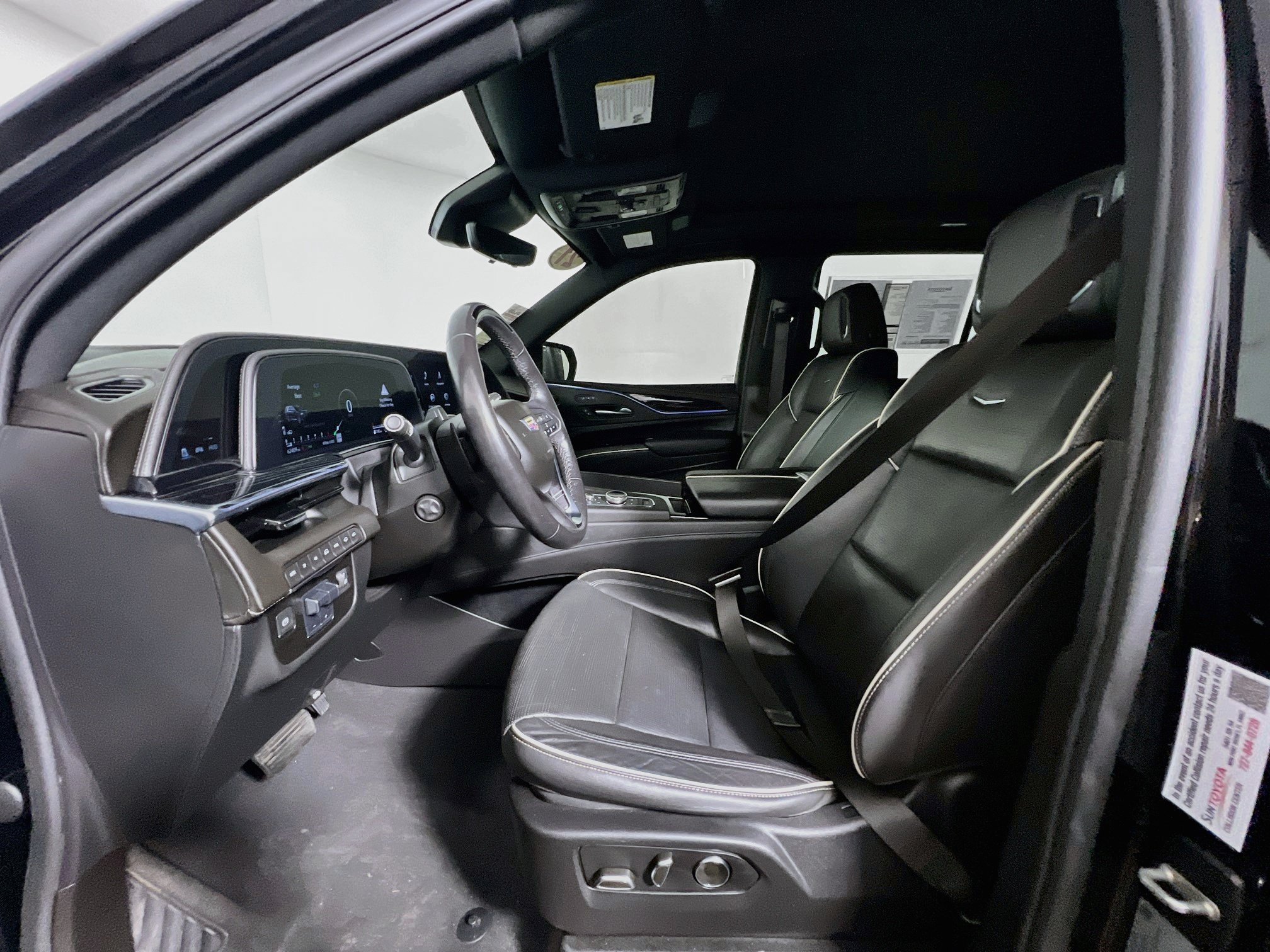 Used 2021 Cadillac Escalade Sport w/ Driver Assist Tech Package AWD/4WD image 7