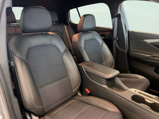 Used 2025 Buick Envista Preferred FWD image 13