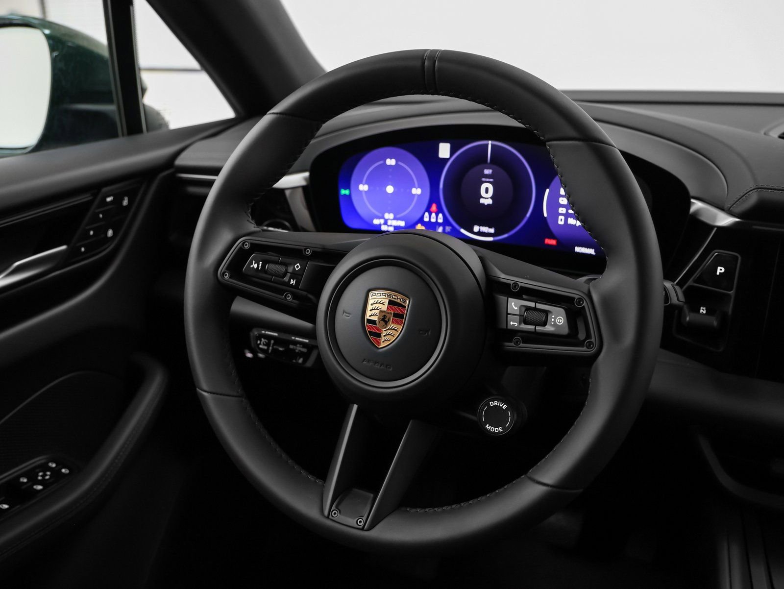 New 2025 Porsche Macan 4 Electric image 35