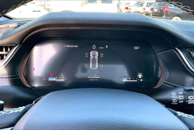 Used 2023 Jeep Grand Cherokee Limited w/ Black Appearance Package image 20