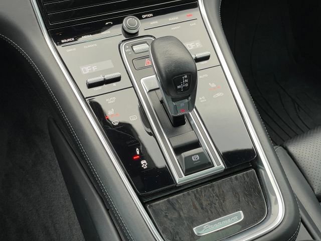 Used 2017 Porsche Panamera Turbo w/ Sport Chrono Package AWD/4WD image 30