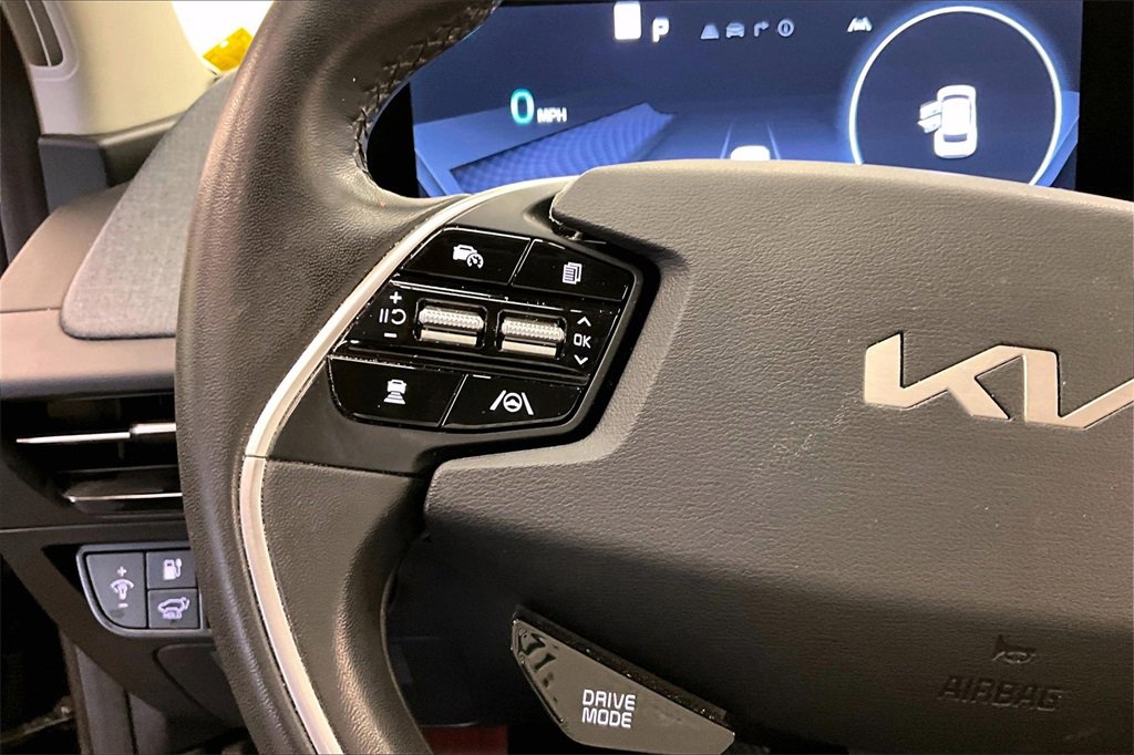 Used 2024 Kia EV6 Light image 17