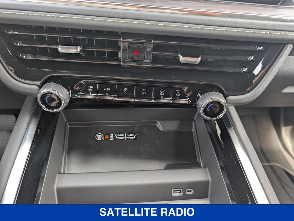New 2026 Chevrolet Tahoe Premier w/ Sun And Tow Package AWD/4WD image 24