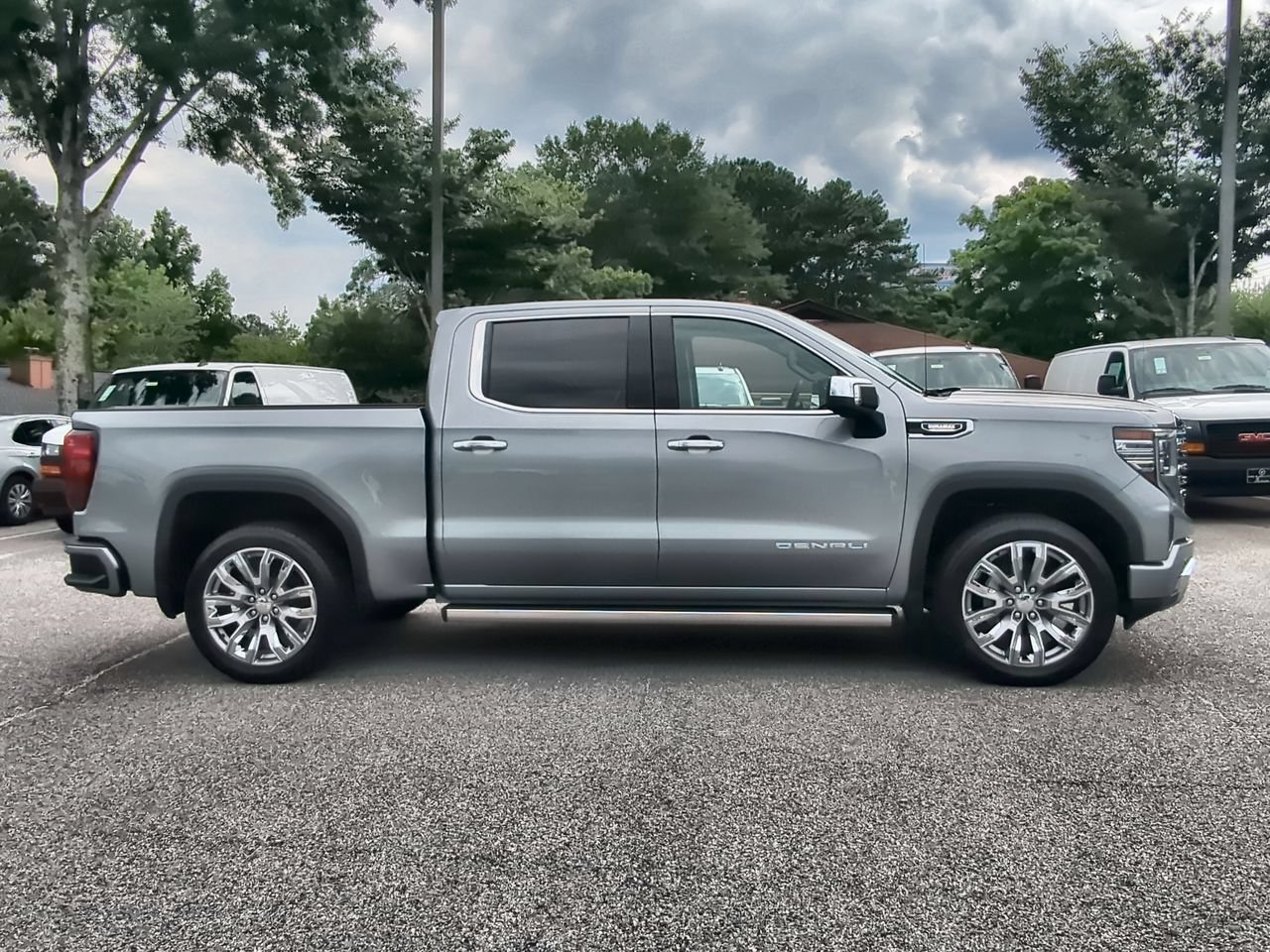 New 2026 GMC Sierra 1500 Denali w/ Denali Reserve Package AWD/4WD image 9