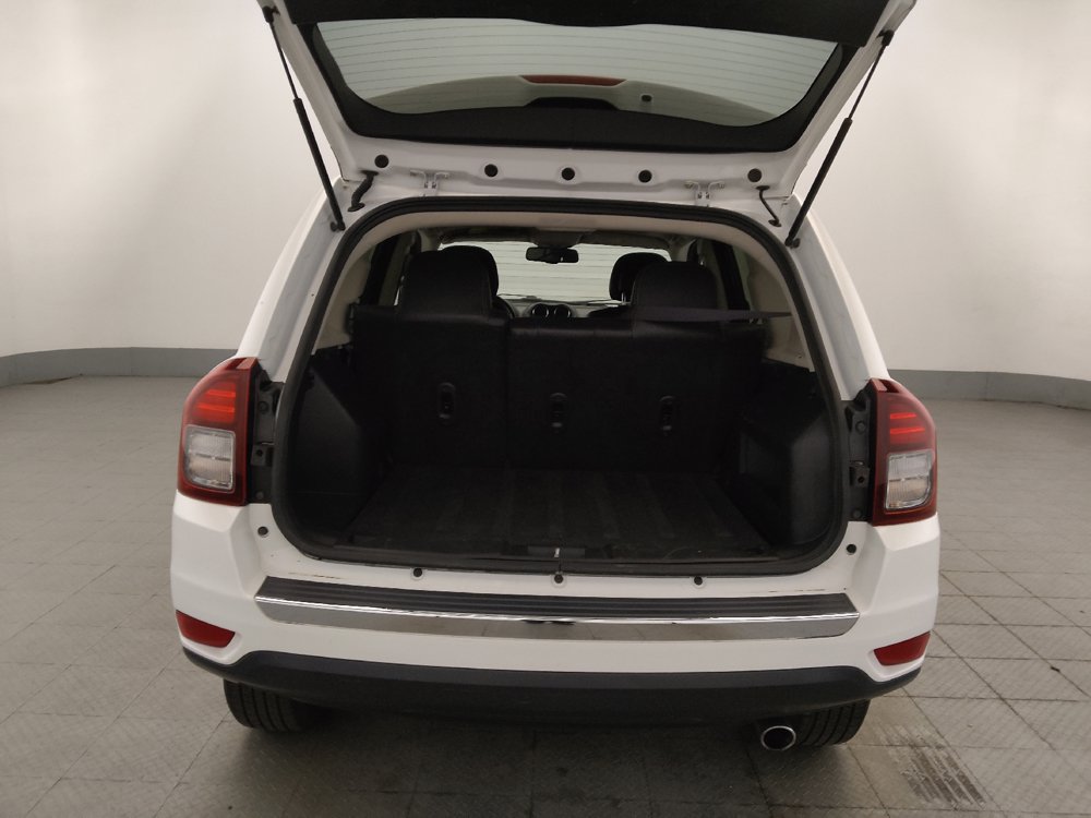 Used 2016 Jeep Compass High Altitude AWD/4WD image 29
