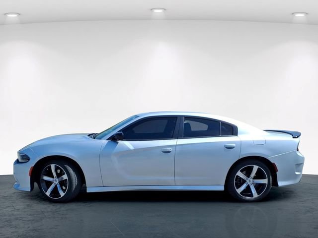 Used 2020 Dodge Charger R/T w/ Plus Group RWD image 16