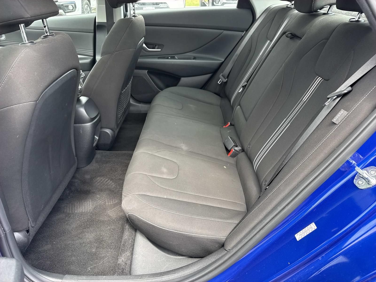 Used 2025 Hyundai Elantra SEL FWD image 28
