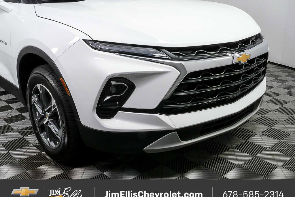 Certified 2025 Chevrolet Blazer LT image 34