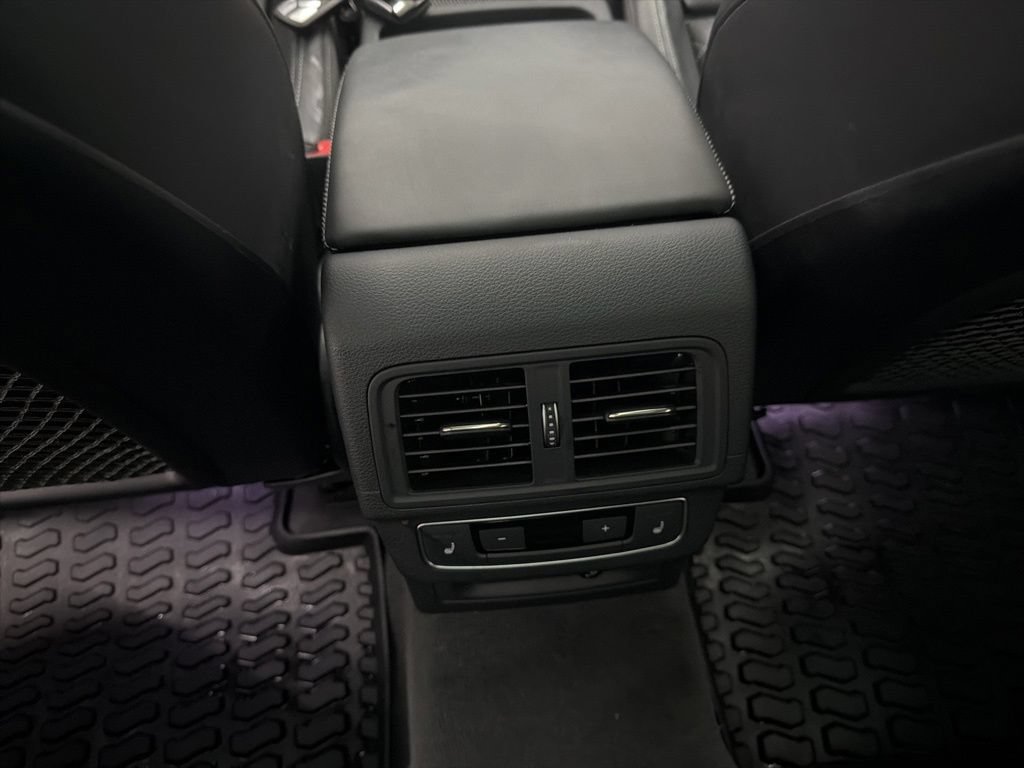 Used 2023 Audi SQ5 Prestige w/ Prestige Package AWD/4WD image 24