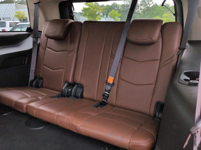 Used 2017 Cadillac Escalade Premium Luxury image 12