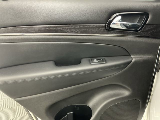 Used 2020 Jeep Grand Cherokee High Altitude AWD/4WD image 9