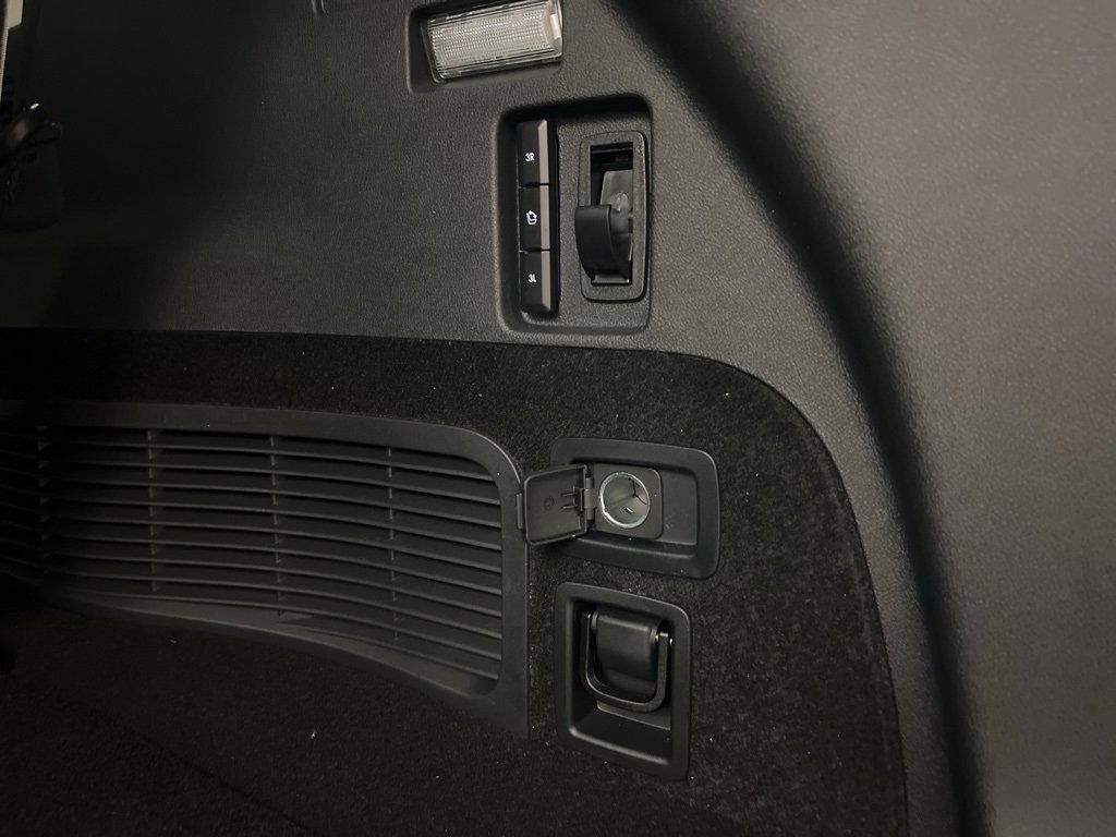 Used 2025 Lincoln Aviator Reserve w/ Illumination Package image 39