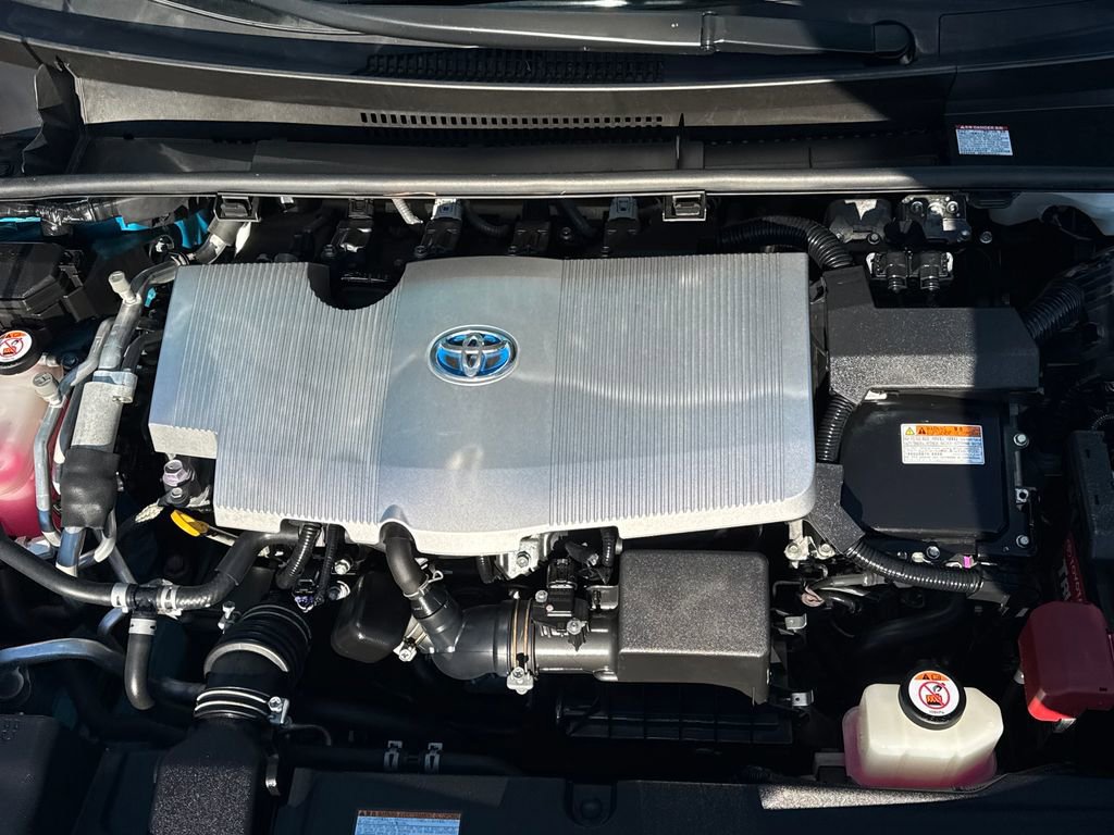 Used 2020 Toyota Prius Prime XLE image 21